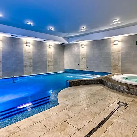 Deluxe Karkonoska 13 Nr 4 Triventi Mountain Basen, Sauny, Jacuzzi Apartment